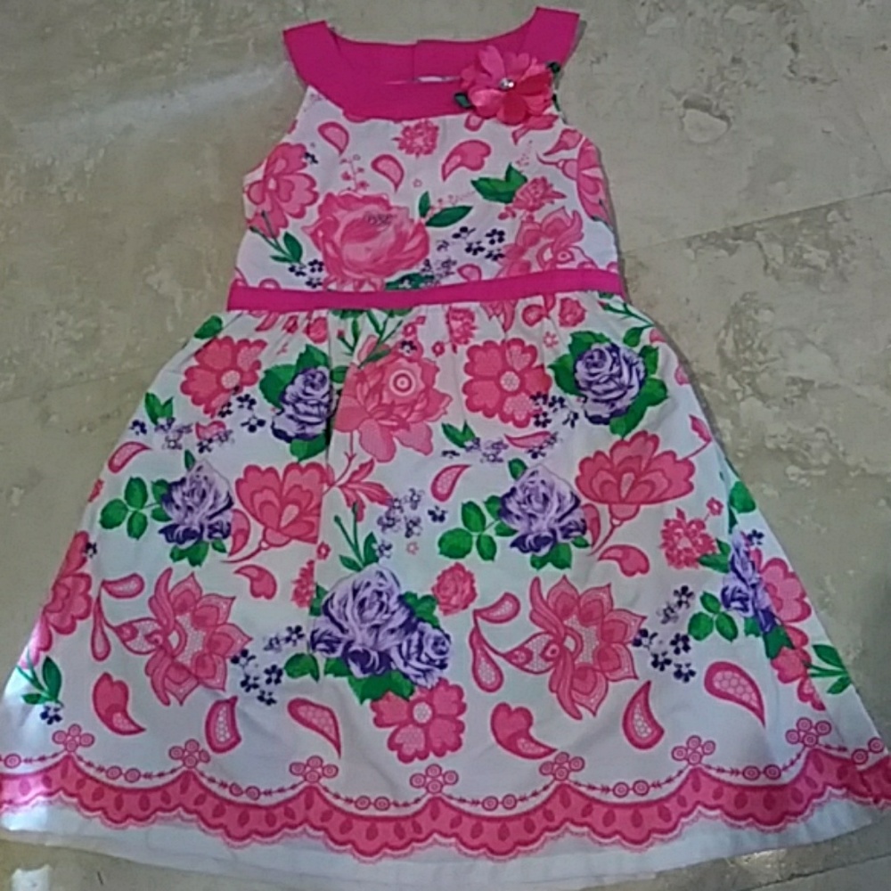 Girls dress